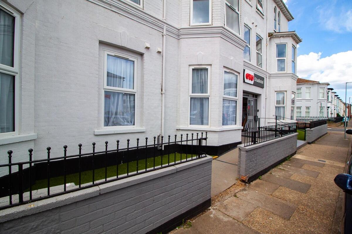 OYO Studiotel Great Yarmouth Exterior foto